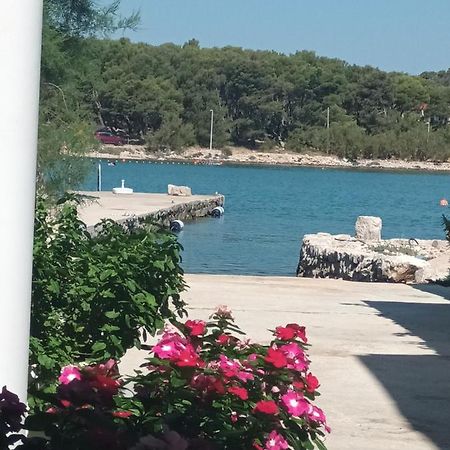 Volat Apartments Betina  Zewnętrze zdjęcie