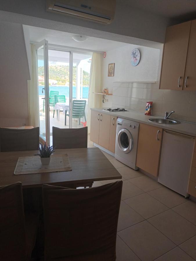 Volat Apartments Betina  Zewnętrze zdjęcie