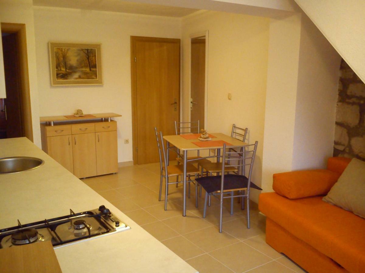 Volat Apartments Betina  Zewnętrze zdjęcie